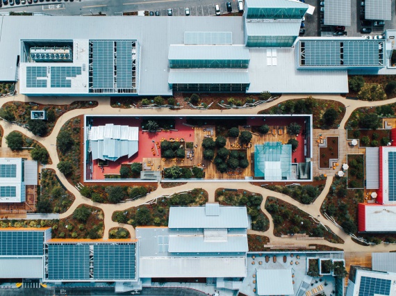 Facebook показал, как выглядит новый кампус компании по проекту Фрэнка Гери