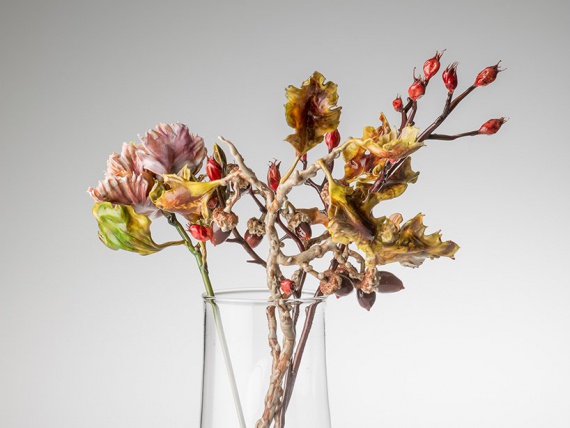 Лилла Табассо создает цветы из стекла