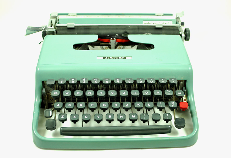 Портативная пишущая машинка Lettera 22, Olivetti