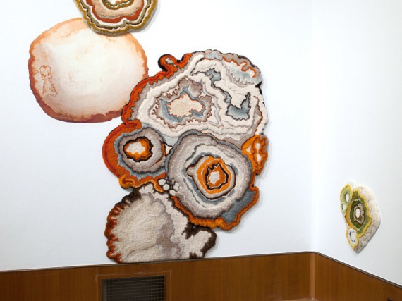 Лизан Фрейсен превращает пятна плесени в предметы дизайна