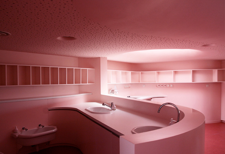 Проект архитекторов Мишеля Грассо и Пола Ле Квернеца Sarreguemines Nursery, Саргемин, Франция