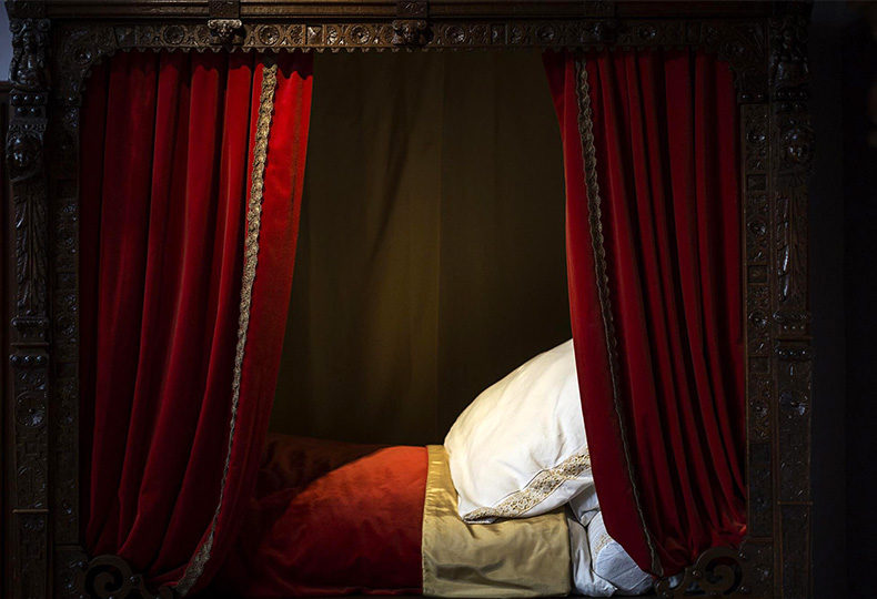 Детская кроватка в одной из комнат дома-музея Рубенса