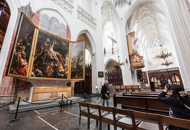 «Водружение Креста» — триптих Рубенса в Кафедральном соборе Антверпена