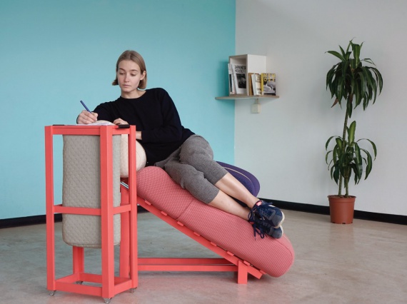 Французский дизайнер сделал мебель для тех, кто работает дома