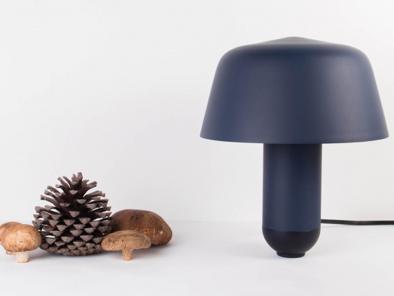 Дизайнеры студии Bandido сделали светильник в виде гриба
