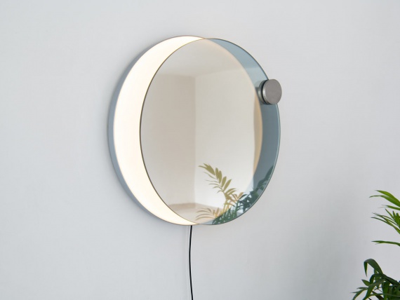 Китайские дизайнеры из Atelier JM сделали светильник-зеркало