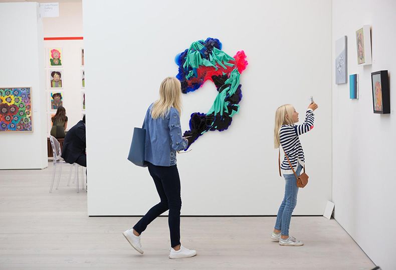 Выставка Виктории Икконен START Art fair в галерее Abode, Saatchi gallery (Лондон, 2018)