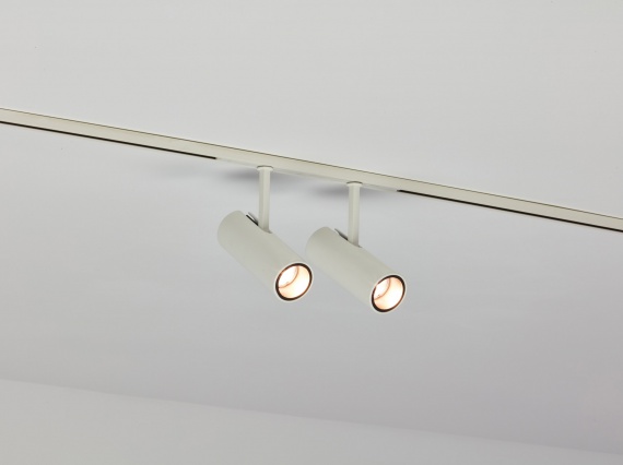 Бренд Flos представил коллекцию светильников от именитых дизайнеров