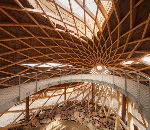 RAU Architects построили обсерваторию из камыша и песка