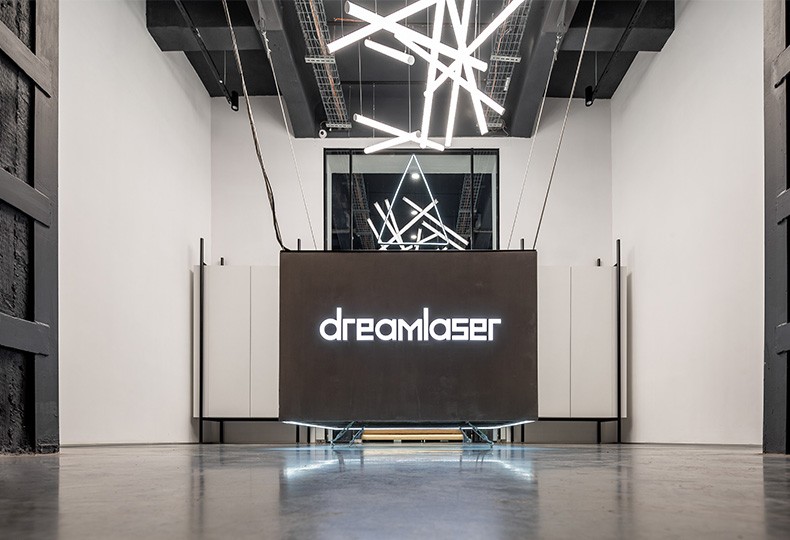 Best Office Awards 2019 Цена и качество: Dreamlaser / Архитектурное бюро Plombir и Mish Studio