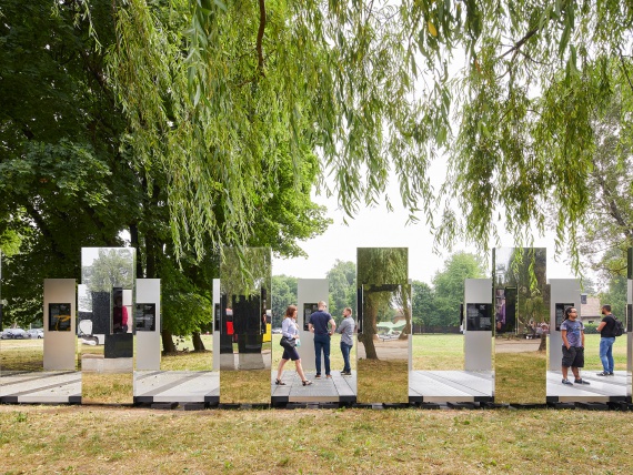 Даниэль Либескинд сделал инсталляцию-мемориал жертвам Холокоста
