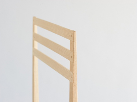 Немецкий дизайнер сделал стул, который экономит древесину