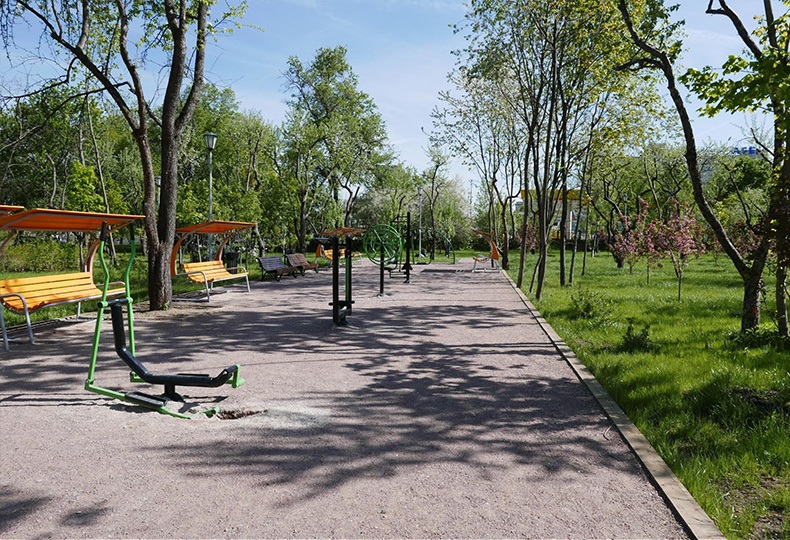 Благоустройство за пределами центра: как строили сад на улице Яблочкова