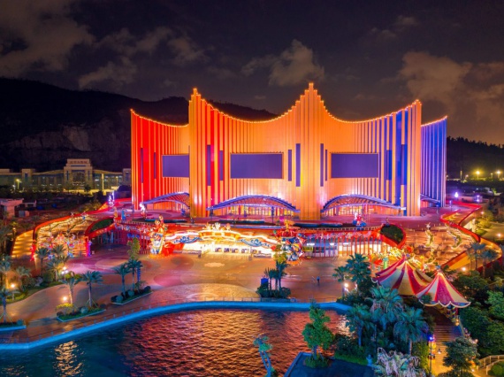 Stufish Entertainment Architects построили цирковой театр в Китае
