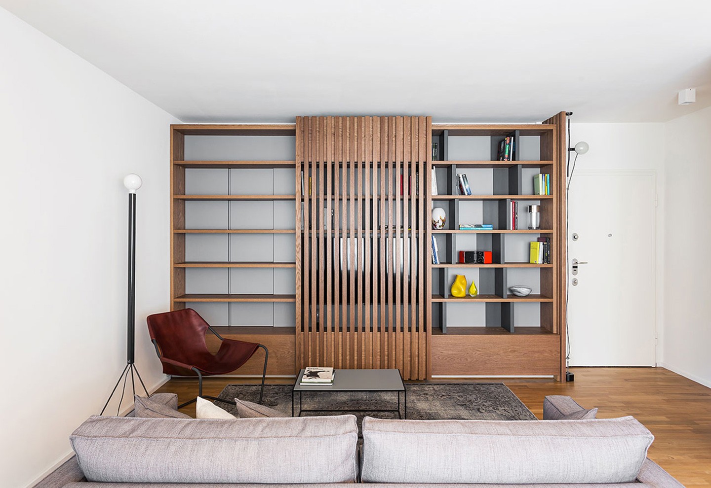 Квартира с лаконичным дизайном в Милане – проект студии Nomade Architettura