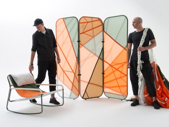 ​Бенджамин Хьюберт и Raeburn создали коллекцию мебели из переработанных парашютов