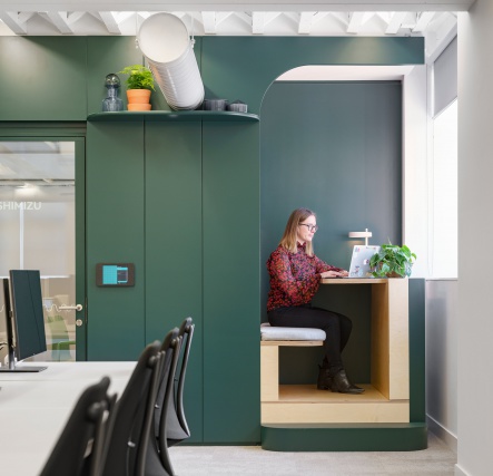 Новое офисное пространство для Airbnb от английской студии Threefold Architects