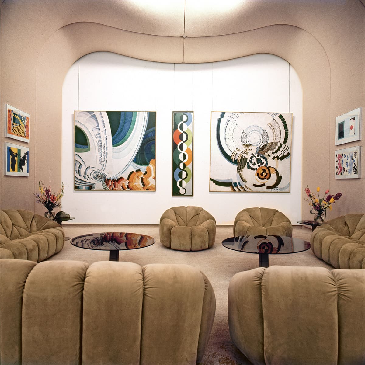 Кресла Пьера Полена в Центре имени Жоржа Помпиду. Фото Центра Помпиду
