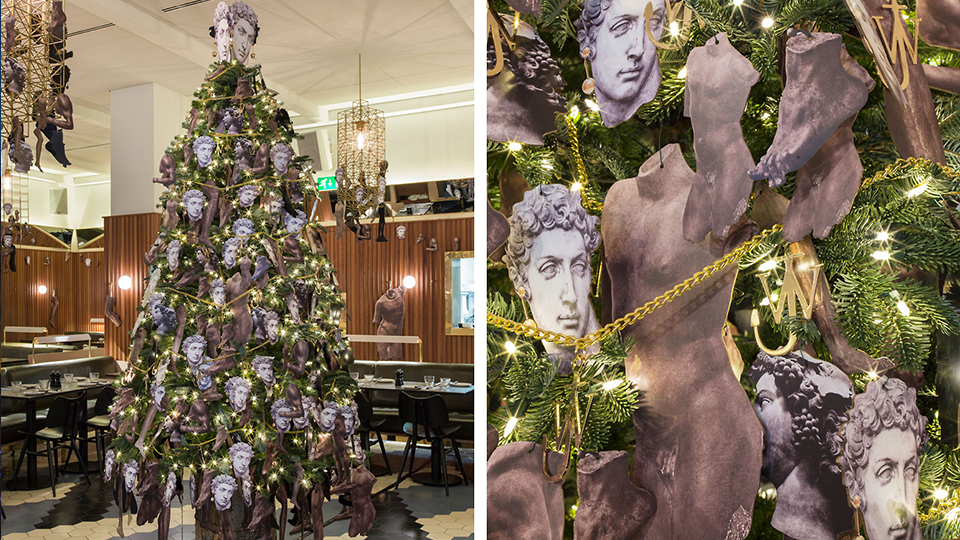Ель с античными статуями, Лондон. Альтернативные елки: как дизайнеры переосмысливают главный символ Нового года
