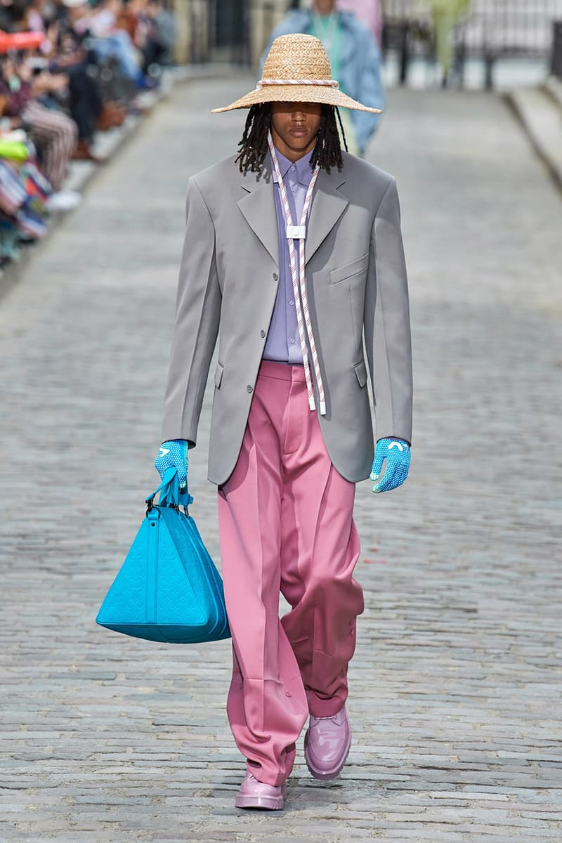 Модели на показе мужской коллекции Louis Vuitton весна-лето 2020. Фото: vogue.com