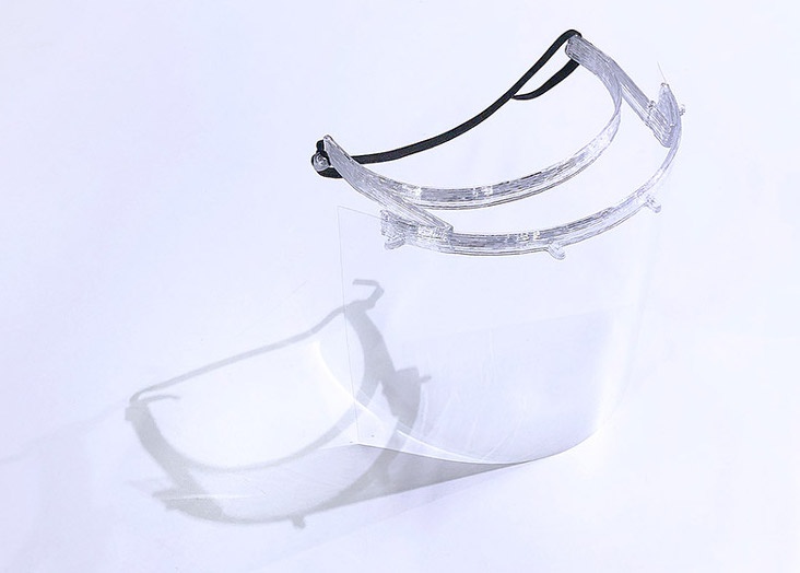 Nagami Design печатает маски для защиты от коронавируса для медицинского персонала