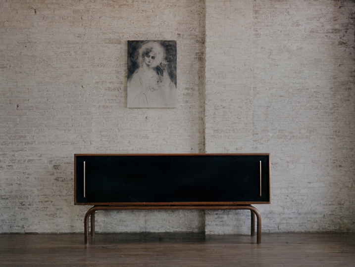 Bowen Liu Studio представила новую коллекцию мебели для воображаемого художника