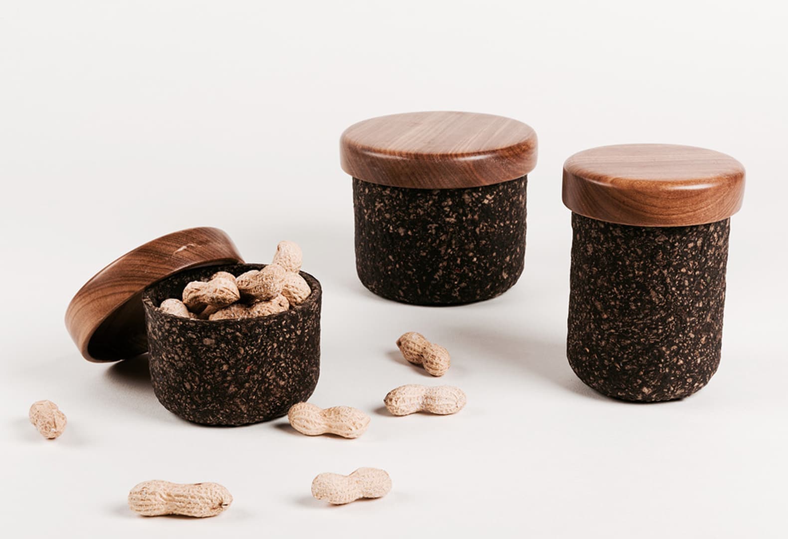 Биоразлагаемые контейнеры от Paola Sakr Design Studio