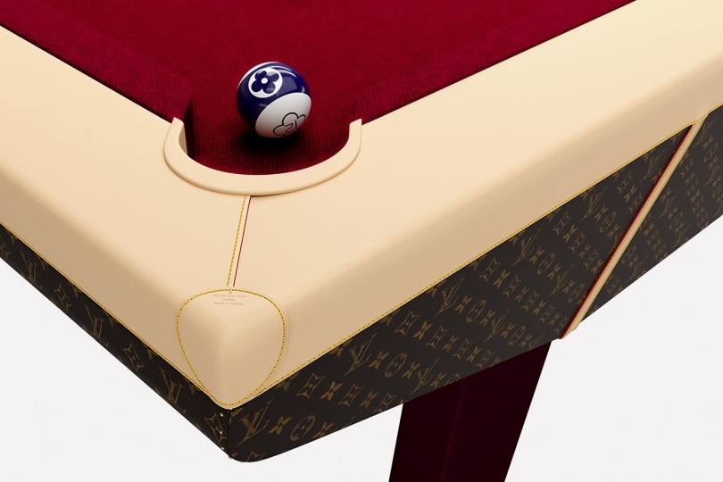 Louis Vuitton выпустил бильярдный стол ручной работы