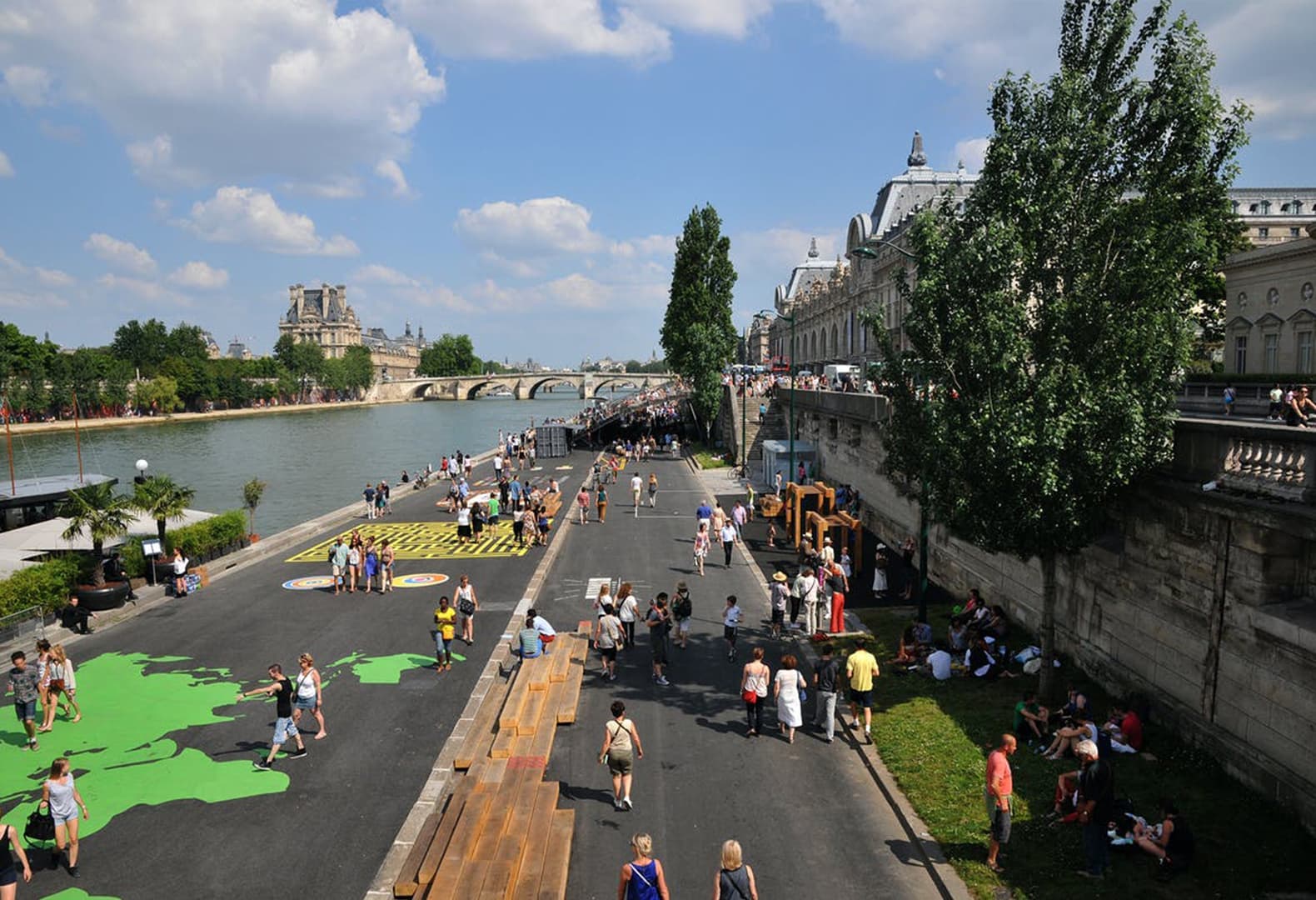 Набережная на левом берегу Сены