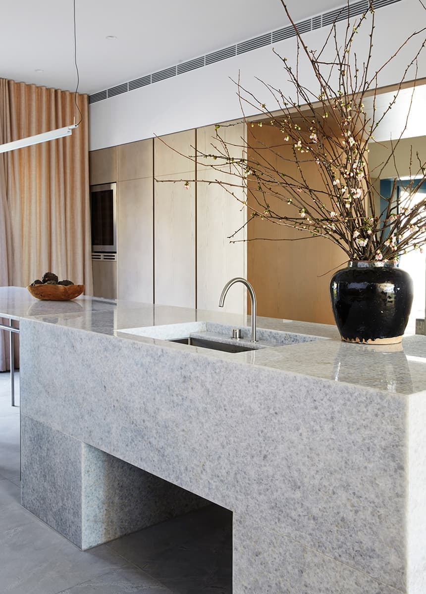 Синяя спальня в честь океана — проект Esoteriko interiors