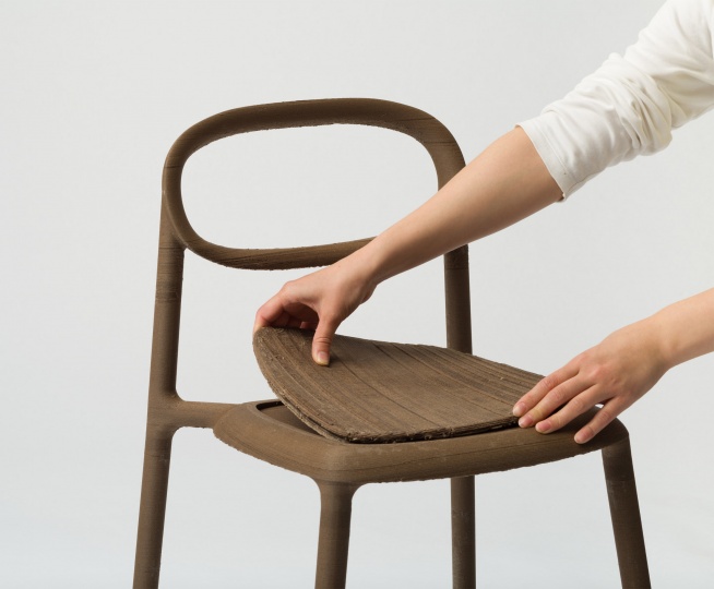 Боснийский дизайнер представила мебель из отходов пальмового масла