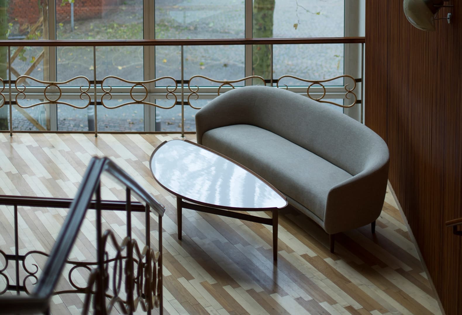 Finn Juhl переиздает диван Little Mother. Фото: House of Finn Juhl