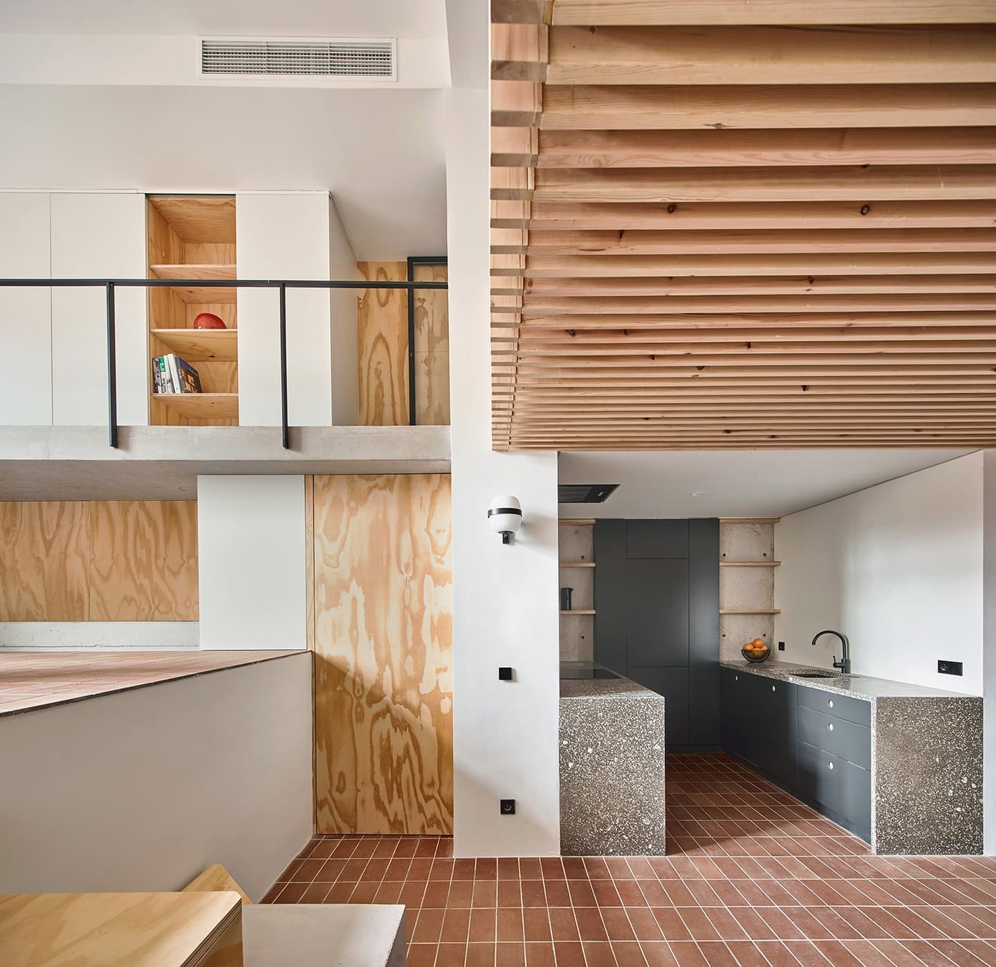 Дом Юрикаго в Барселоне - проект студии Mas-aqui