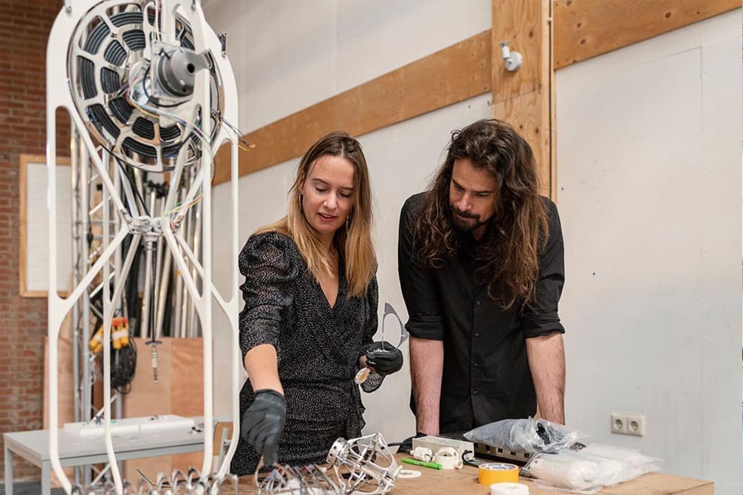 Творческая мастерская Studio Drift в Амстердаме, Голландия