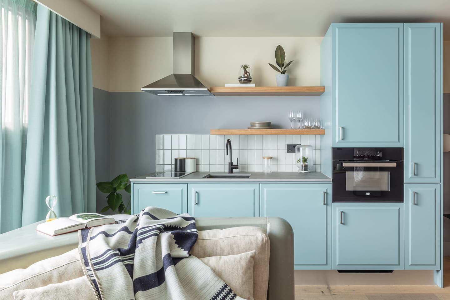 Зрелищный калифорнийский мираж в Лондоне – проект Holloway Li