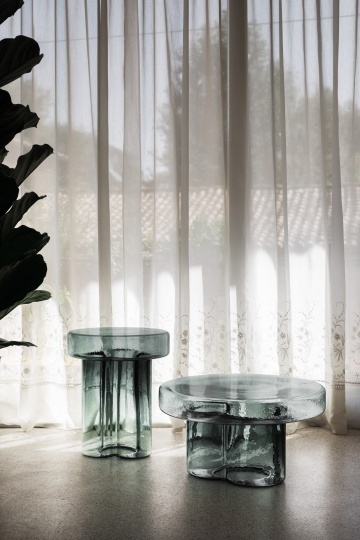 Яннис Гикас представил коллекцию столиков для Miniforms