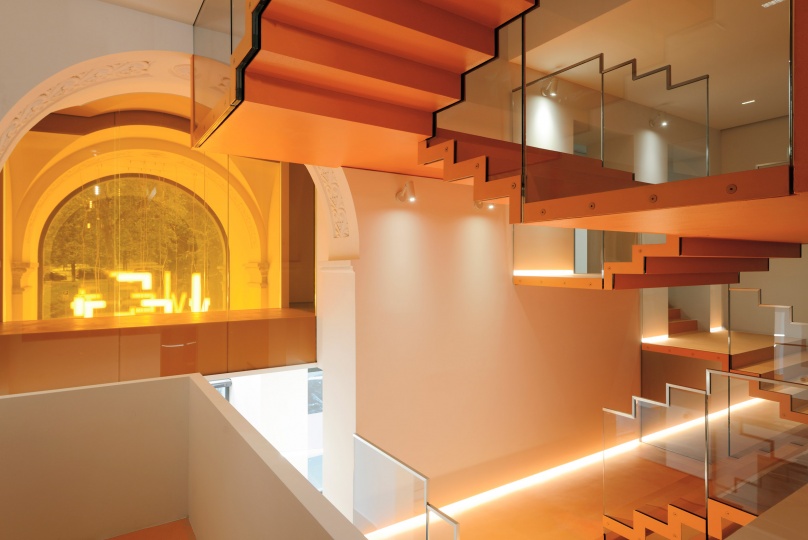 Карло Ратти спроектировал лестницу спонтанной реальности для MEET