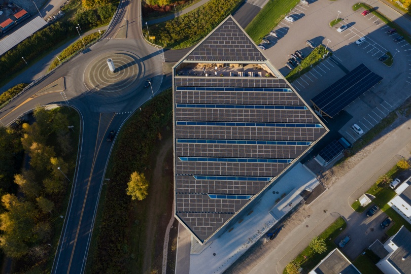 Snøhetta построили здание с отрицательным выбросом углерода