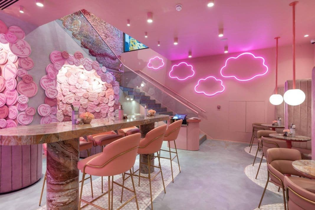Неоновая розовая сказка Elan Café (Найтсбридж, Лондон)