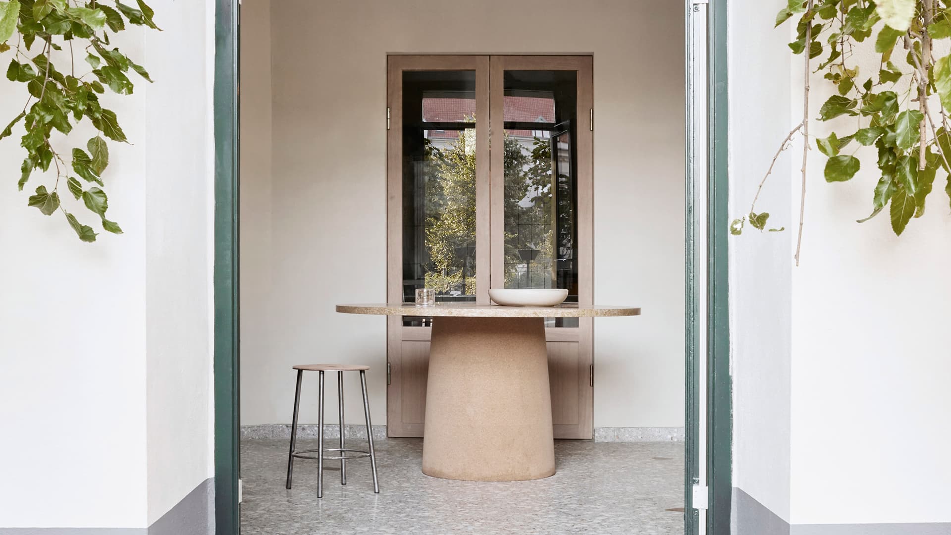 Минималистичная булочная в Копенгагене — проект Frama