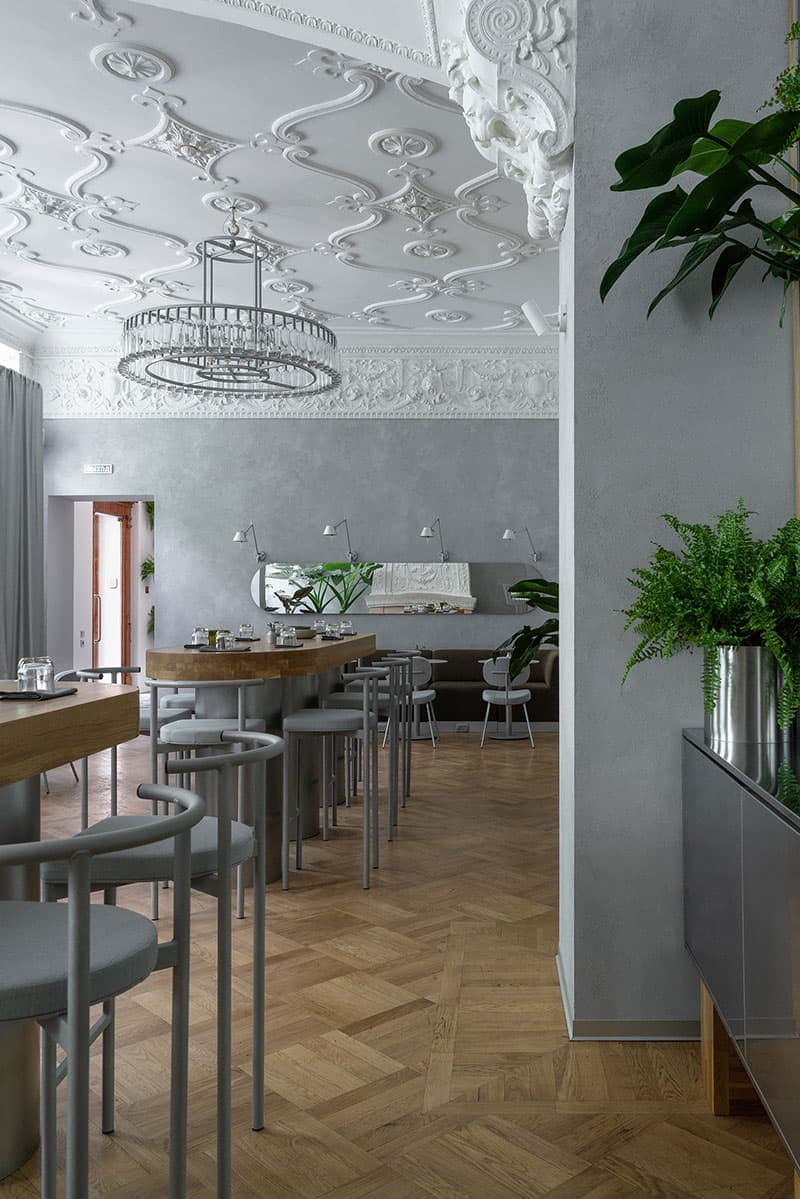 Роскошный экологический минимализм – сочетать несочетаемое в проекте ресторана ARKAROOM от студии Завод 11