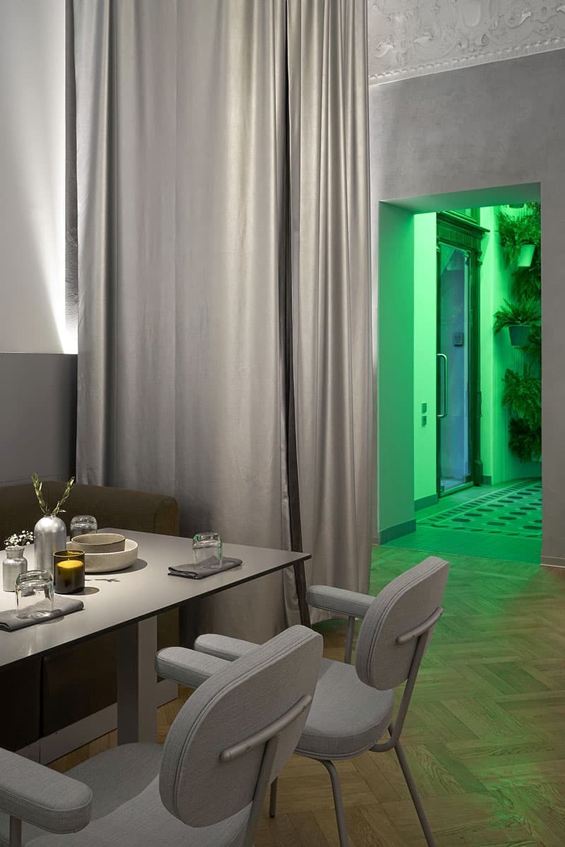 Роскошный экологический минимализм – сочетать несочетаемое в проекте ресторана ARKAROOM от студии Завод 11