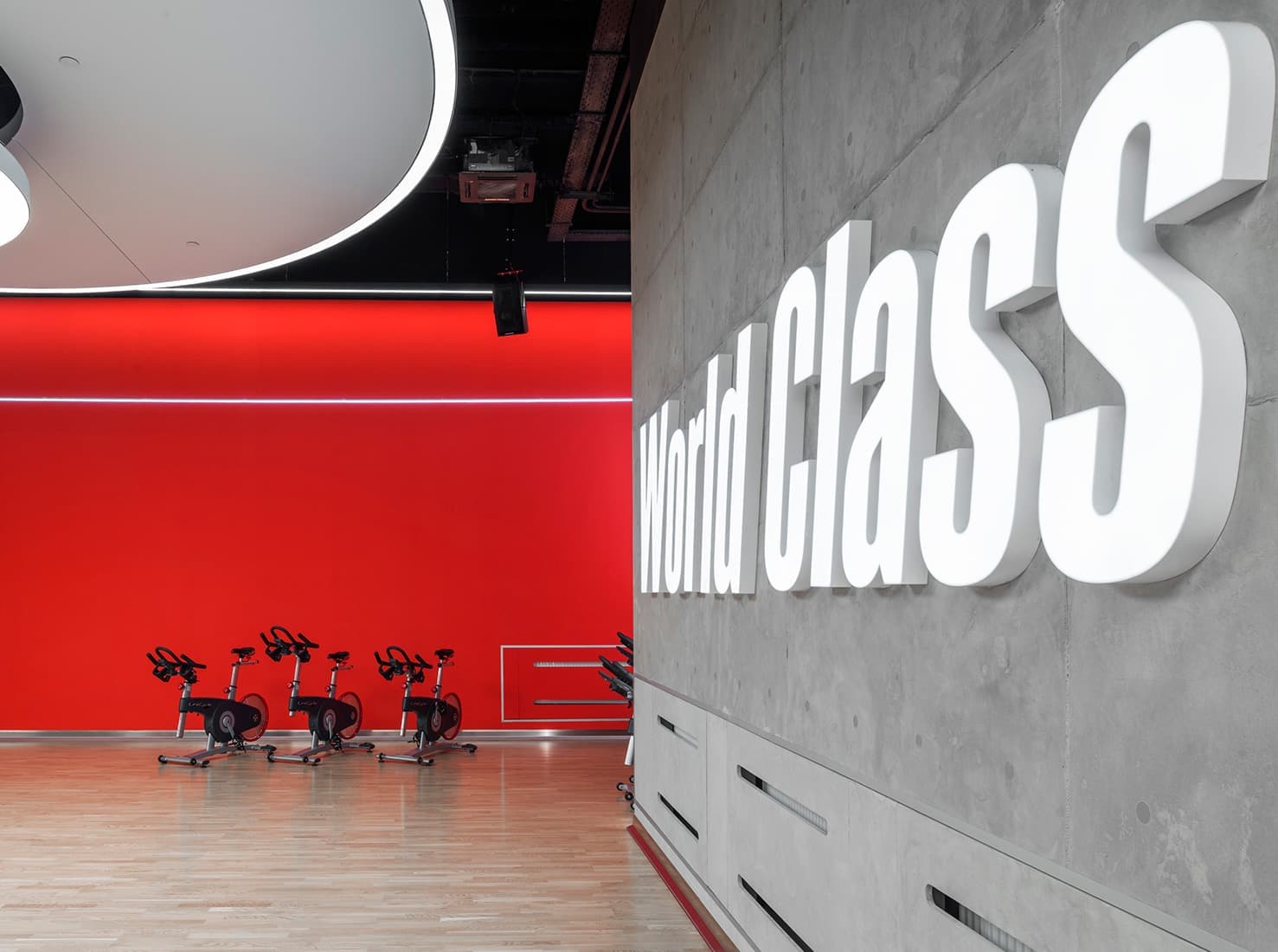 Роскошный экологический минимализм – сочетать несочетаемое в проекте ресторана ARKAROOM от студии Завод 11