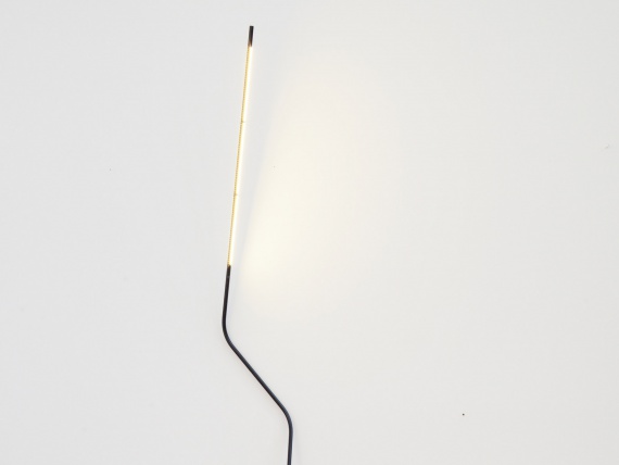 Немецкий дизайнер показал ультра-минималистичный светильник
