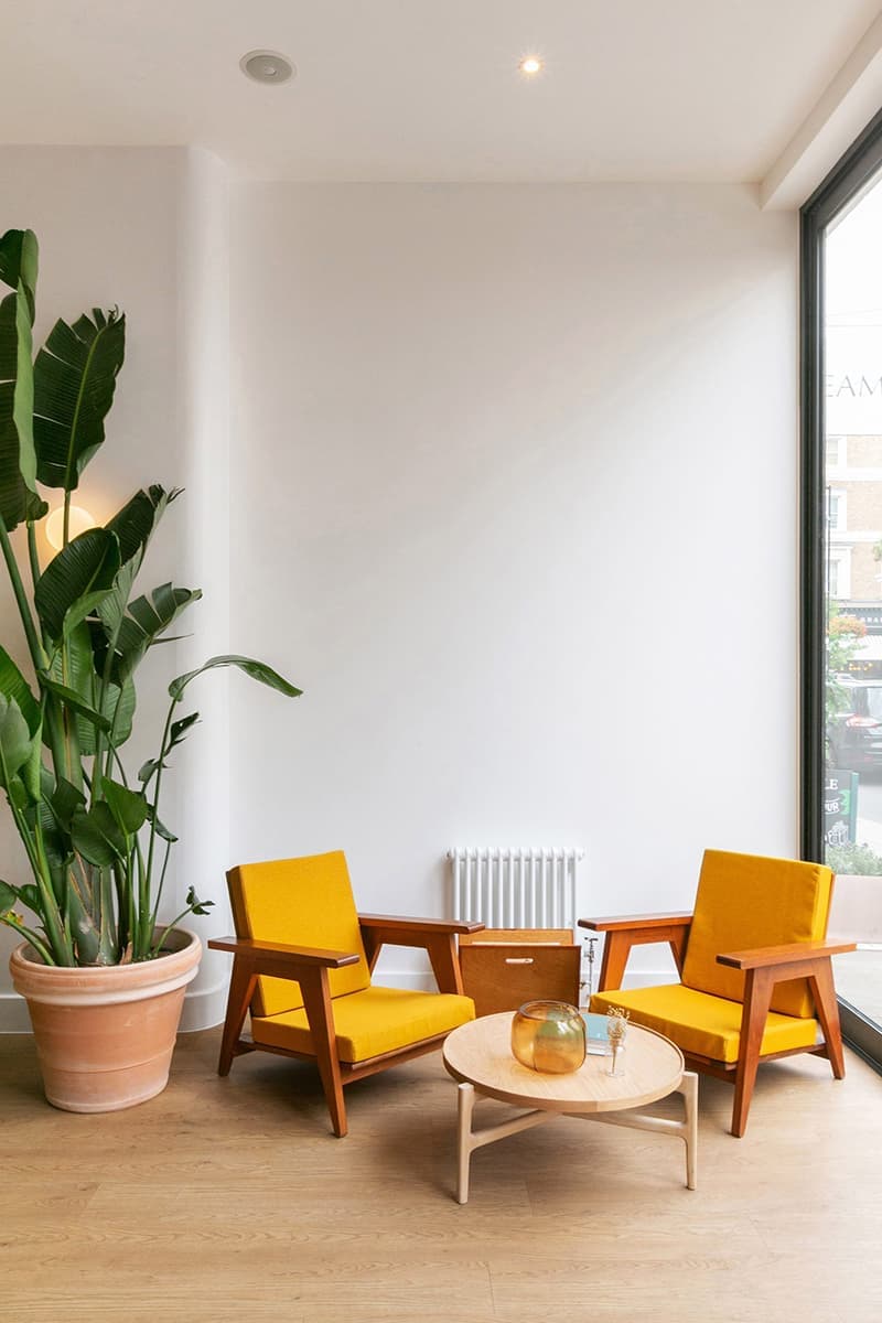 Терракотовые оттенки в лондонском кафе — проект Ola Jachymiak Studio