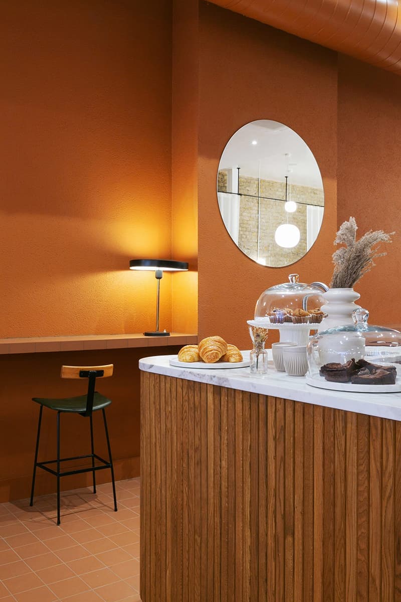 Терракотовые оттенки в лондонском кафе — проект Ola Jachymiak Studio