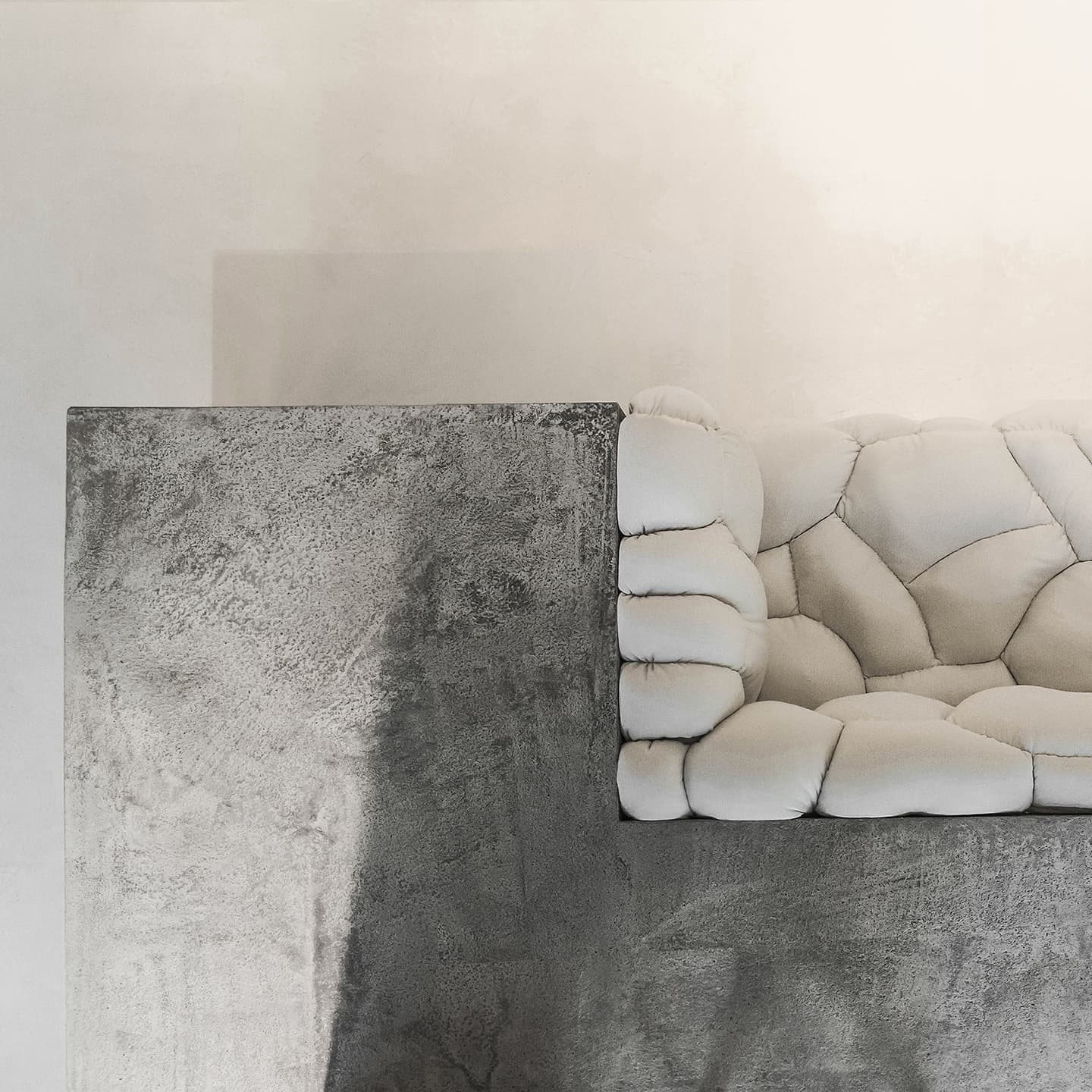 Брутальный минимализм в шоуруме в Екатеринбурге — проект команды Одногруппники