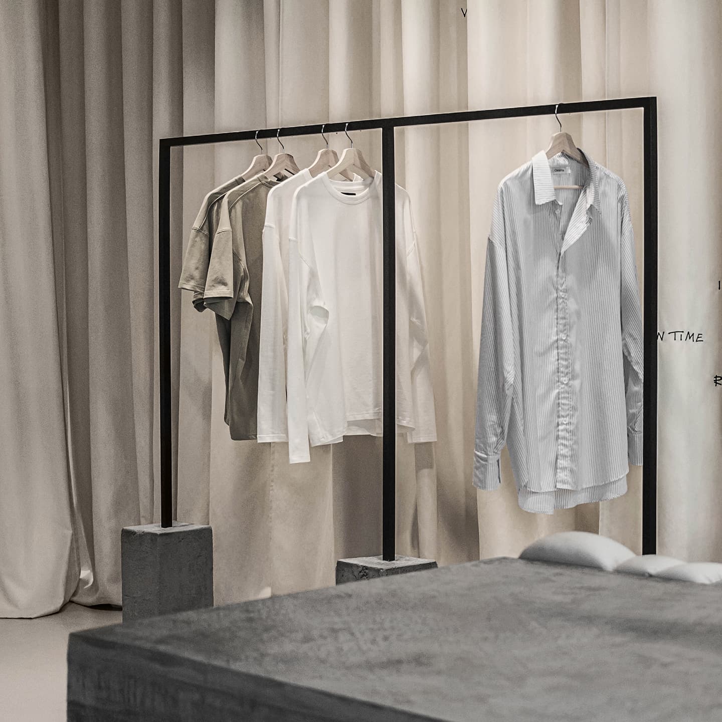 Брутальный минимализм в шоуруме в Екатеринбурге — проект команды Одногруппники