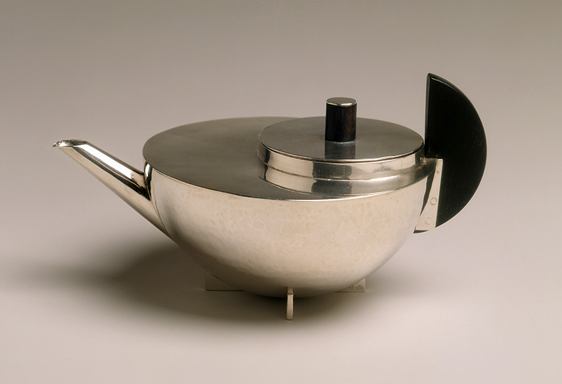Марианна Брандт, чайник, 1924