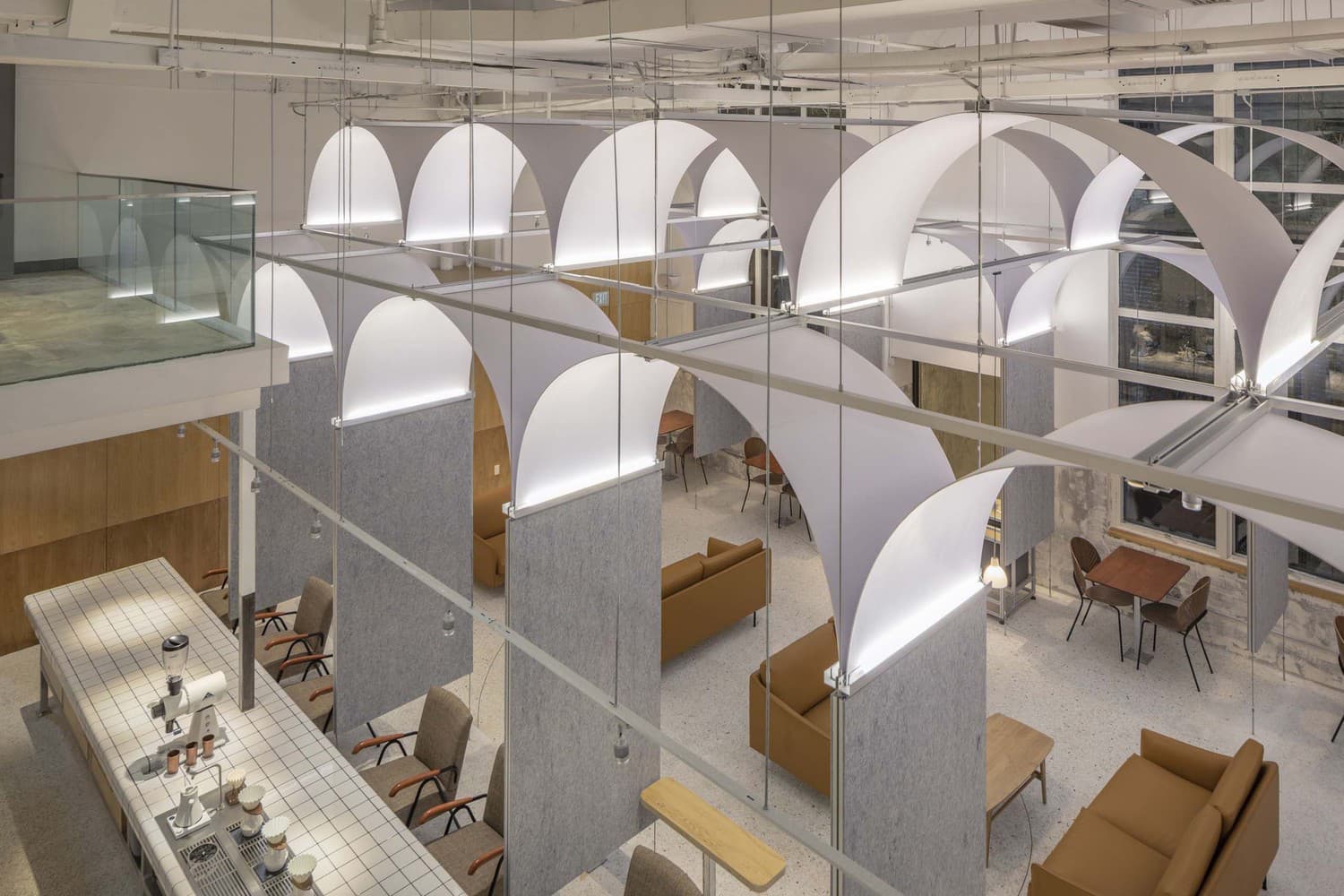 Заведение в Китае с двумя зонами для приготовления кофе — проект SpaceStation